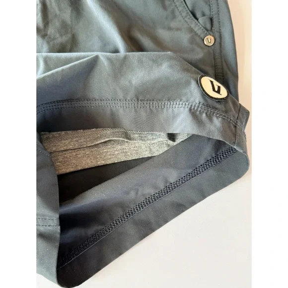 Vuori Men's Athletic Shorts Gray Drawstring Pocket Active Casual Gym - Picture 3 of 9